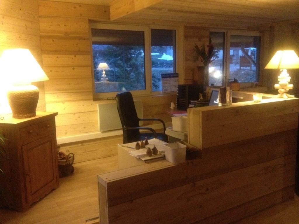 Hotel Cartusia Sarcenas エクステリア 写真