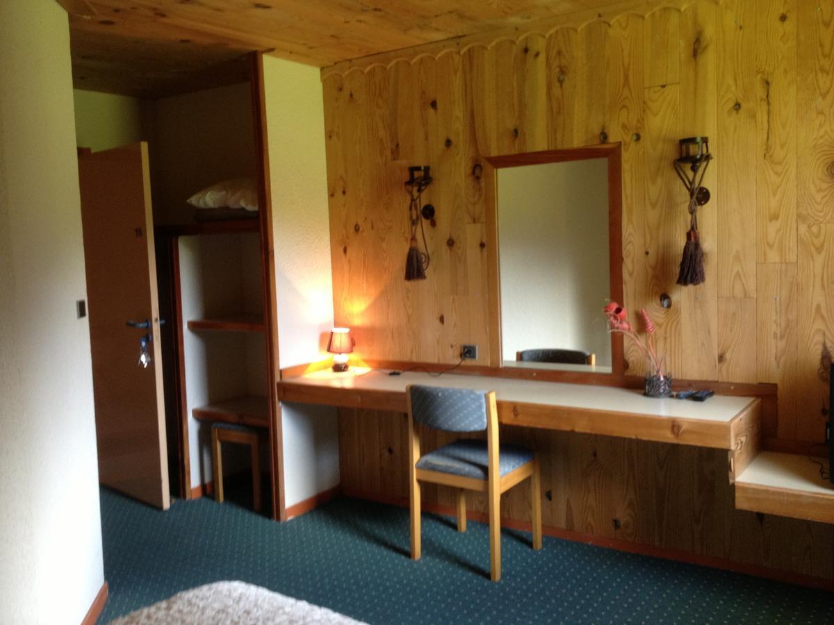 Hotel Cartusia Sarcenas 部屋 写真
